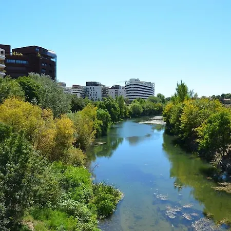 Rives Du Lez Avec Terrasse Et Parking Gratuit Apartment *