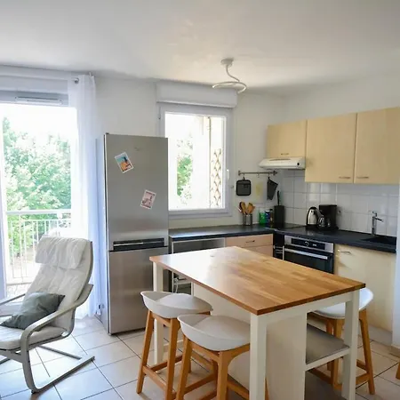 Apartment Rives Du Lez Avec Terrasse Et Parking Gratuit